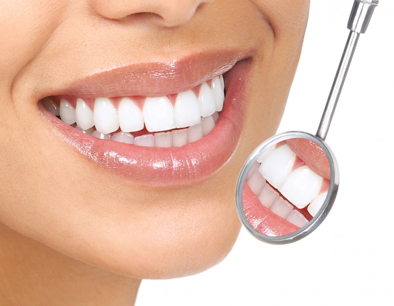 Things to Know About a Teeth Whitening Treatment at a Cosmetic Dental Clinic in Midwest City OK