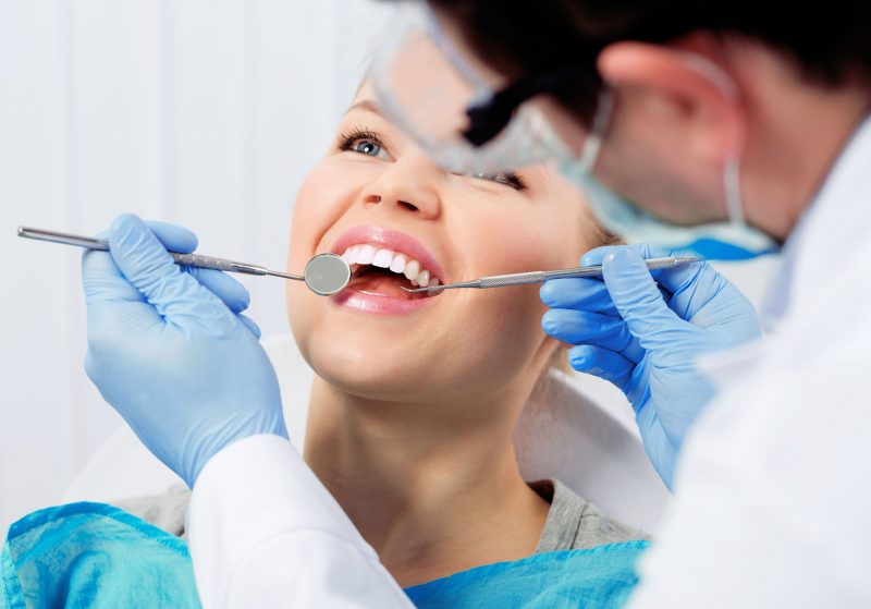 The Dentists in Annapolis Can Dramatically Whiten Your Smile